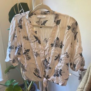 Blue azoe floral shirt/blouse size small